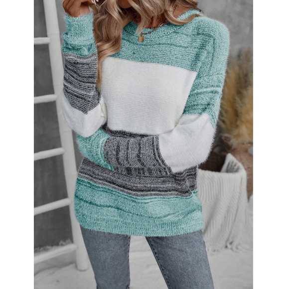Fuzzy Knit Colorblock Green White Long Sleeve Sweater Pullover - Picture 3 of 8